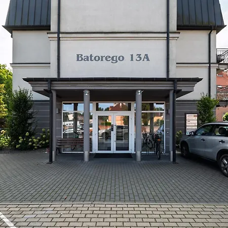 Batorego Flats No 13 - Walk To Castle - With Parking, Balcony, Elevator, Fast Wifi Apartament