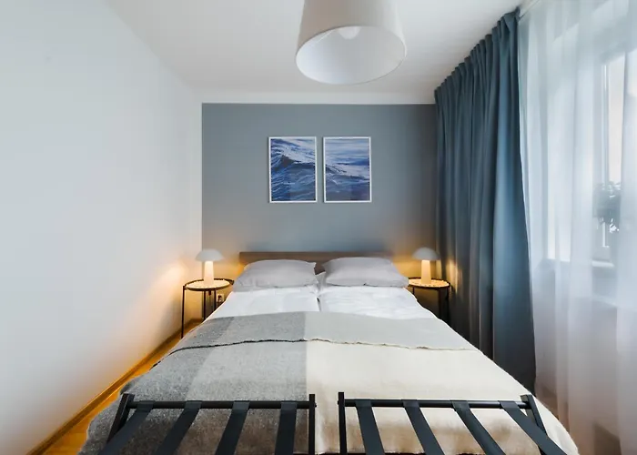 Batorego Flats No 13 - Walk To Castle - With Parking, Balcony, Elevator, Fast Wifi Apartmán